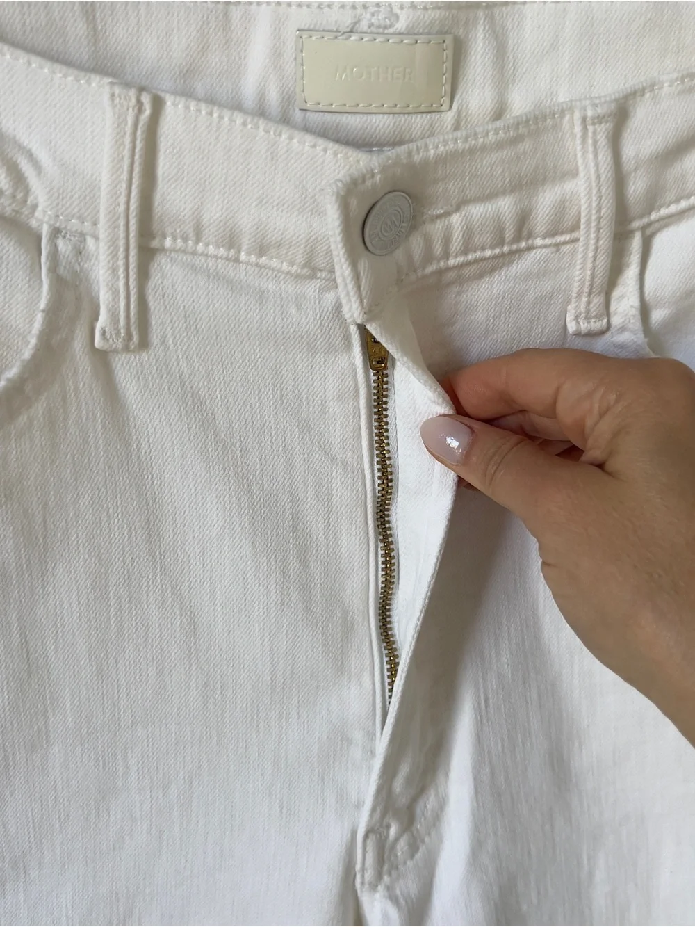 MOTHER The Hustler Roller High-Rise Ankle Jeans in Fairest Of Them All White NWT
